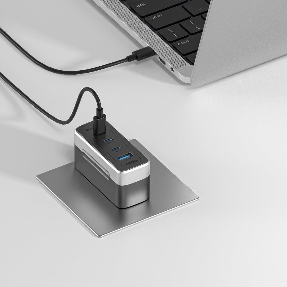 MOZTECH® Slimo 超薄氮化鎵電源供應器(67W)